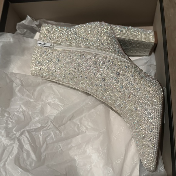 Betsey Johnson Women's Cady Evening Booties - Ivory 7.5 - Picture 8 of 11